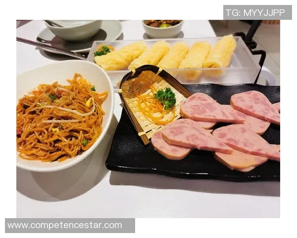 足球明星畅享中国火锅美食的欢乐时刻视频分享