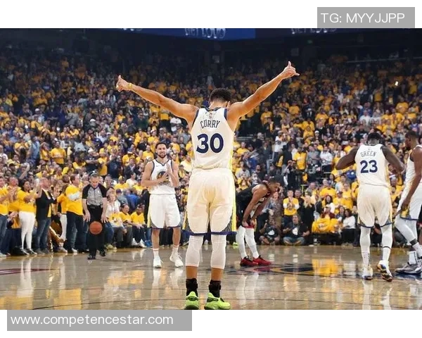 快船与火箭激战正酣文字直播全程回顾精彩瞬间与关键时刻分析